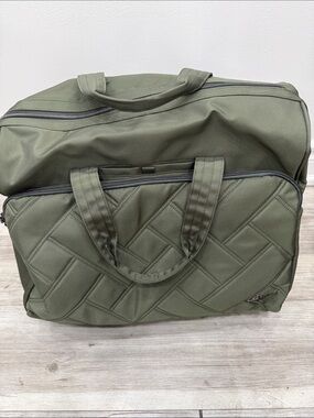 Lug Olive Quilted Travel Weekender Bag - Men's Carryall